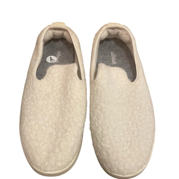 ALLBIRDS Wool Dwellers White Fuzzy Hard Sole Slippers - Picture 2 of 10
